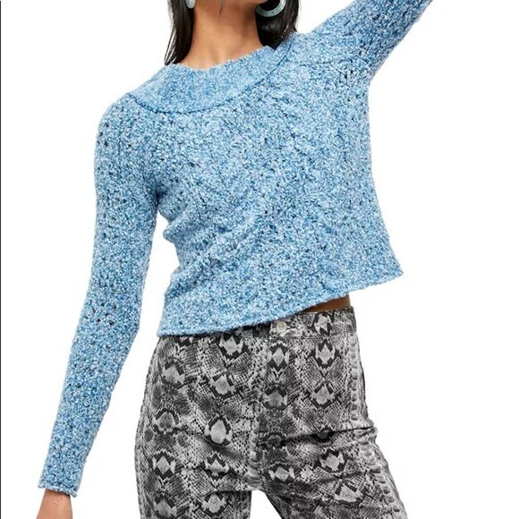 Free People Sweater Women's Size Medium Blue Marine Cropped Long Sleeve NWT - Picture 1 of 11